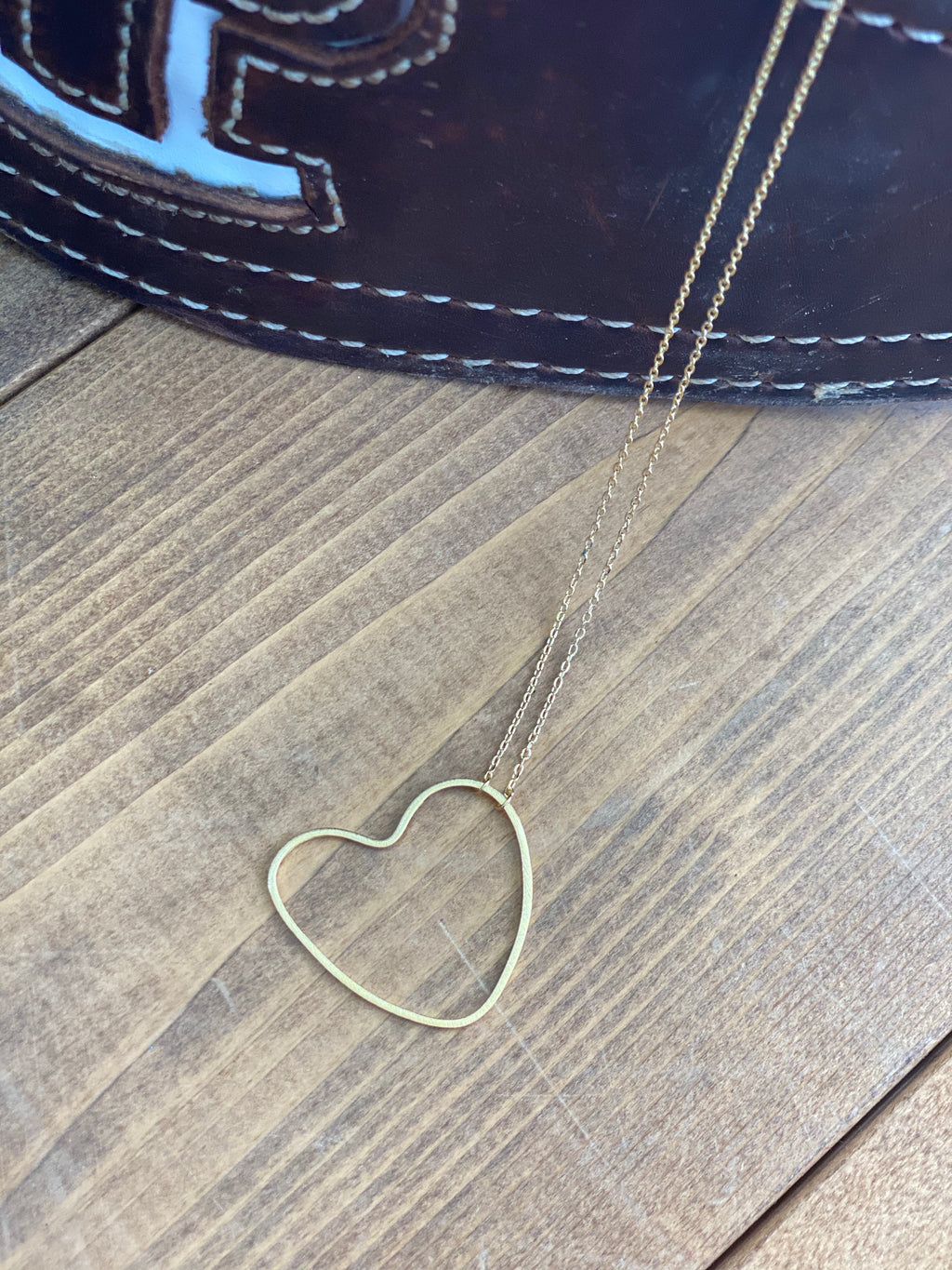 Dainty Heart Cutout Necklace - Pistols and Petticoats