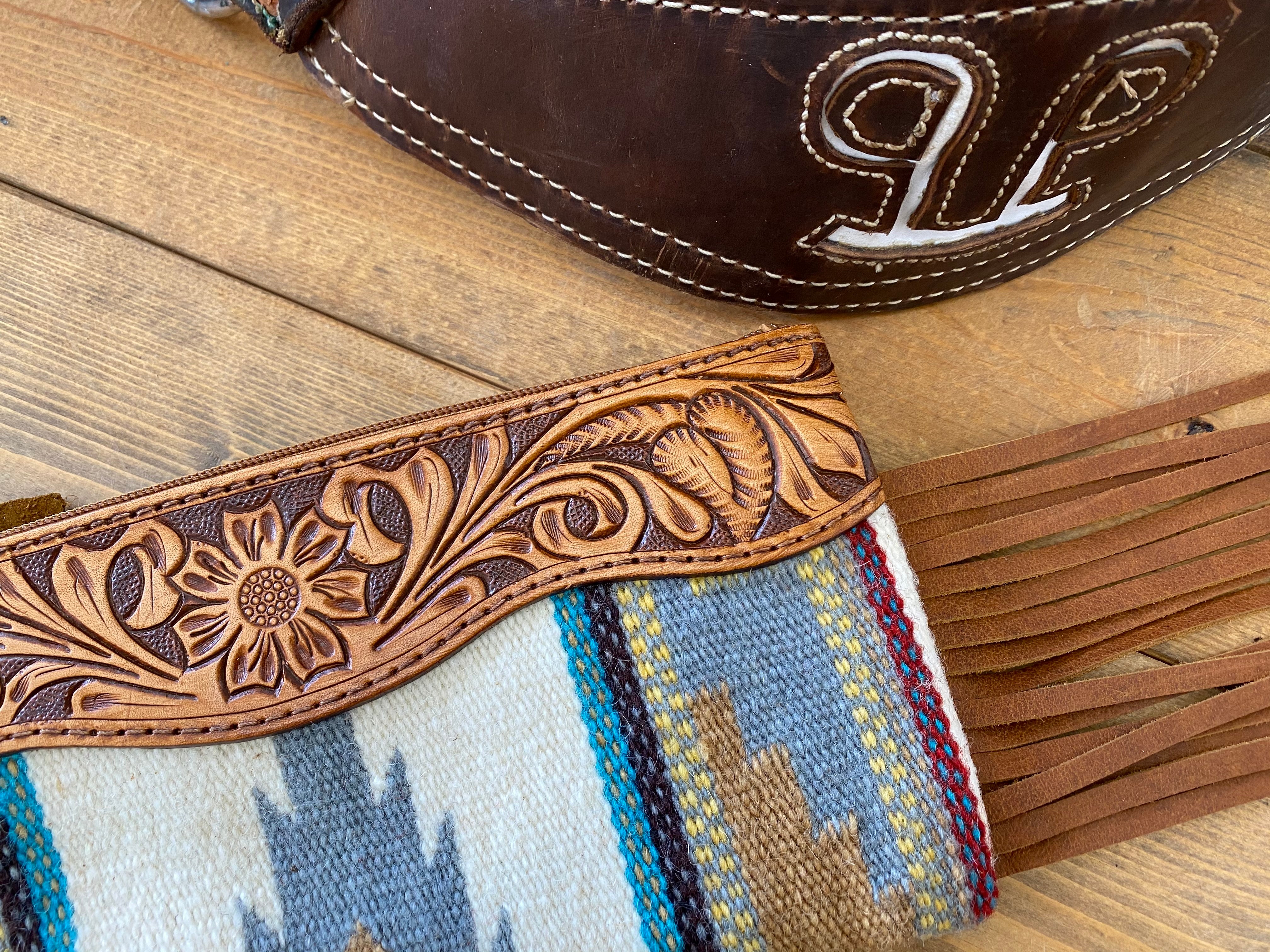 Canyon Creek Saddle Blanket Clutch - Pistols and Petticoats